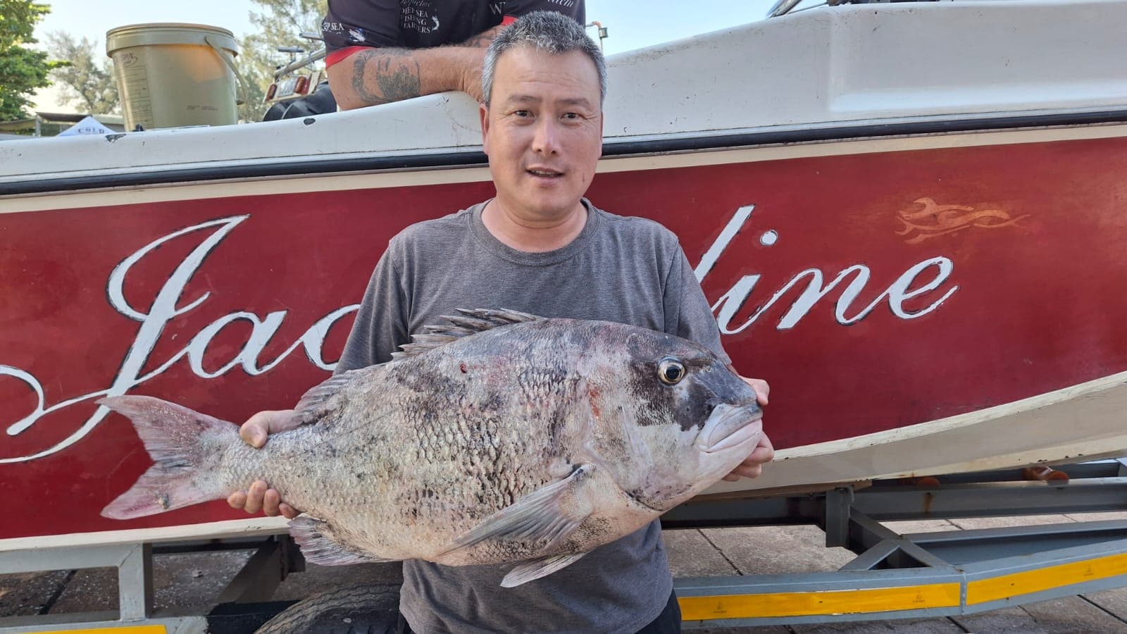 Richards Bay Full-Day Game & Bottom Fishing Charter — photo 12
